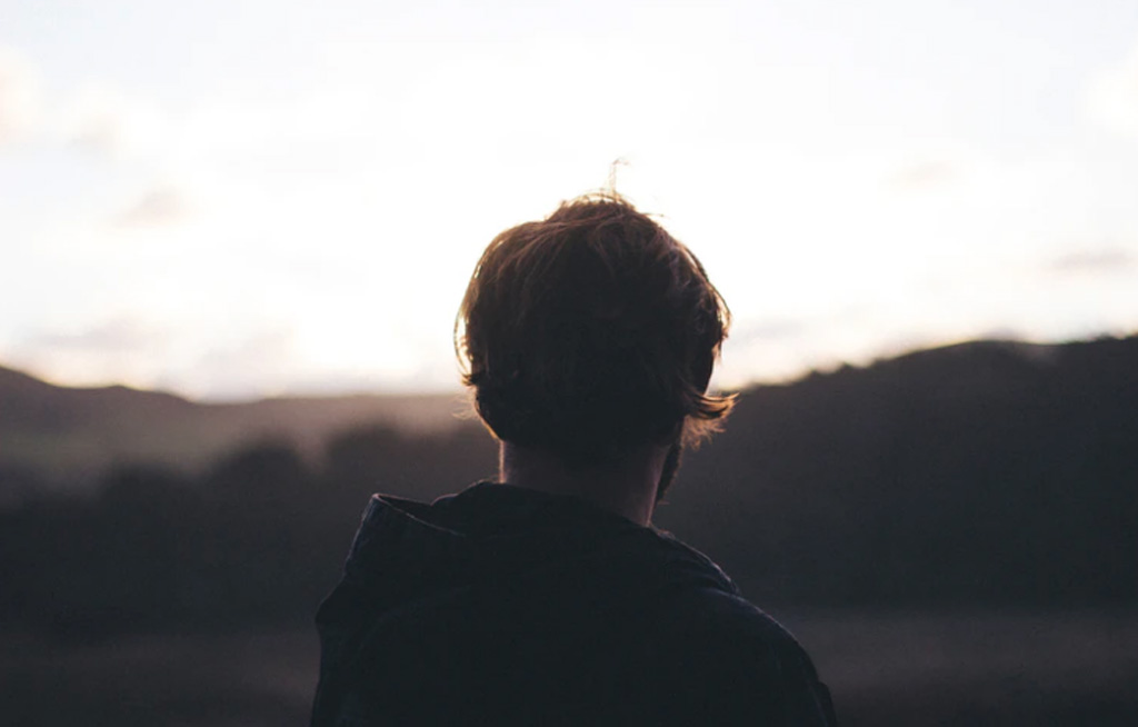 Backlight Adalah? Serta Ketahui Tips Backlight Fotografi