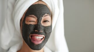 Cara Memakai Clay Mask untuk Komedo yang Benar