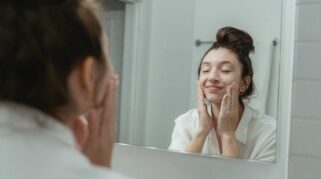 Skincare Routine Kulit Berminyak dan Sensitif